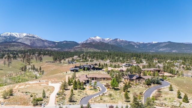 227 S Earlham Court, Reno, NV 89511