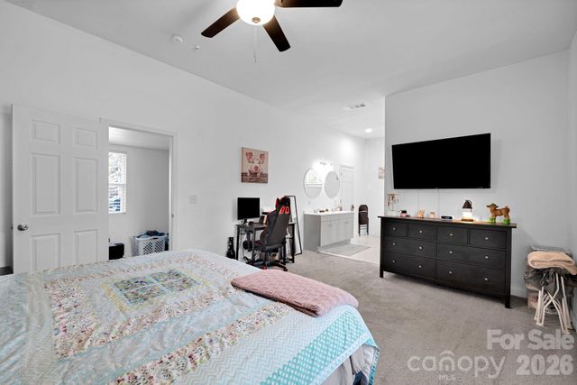 512 S 12th Street, Bessemer City, NC 28016