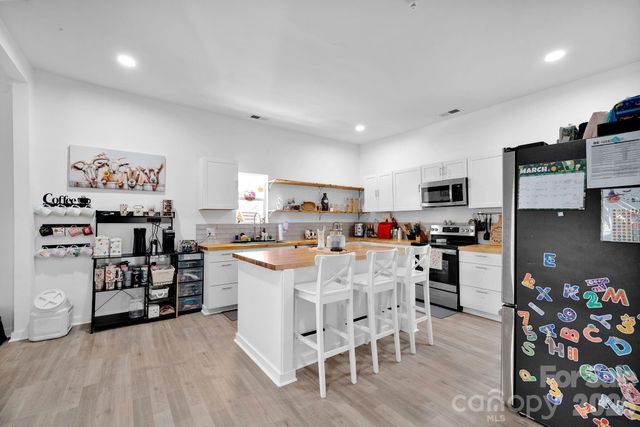 512 S 12th Street, Bessemer City, NC 28016