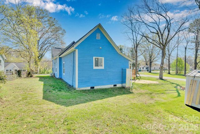 512 S 12th Street, Bessemer City, NC 28016