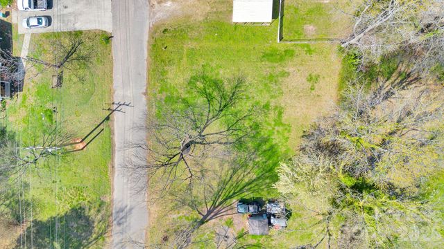 512 S 12th Street, Bessemer City, NC 28016