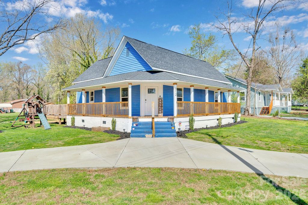 512 S 12th Street, Bessemer City, NC 28016