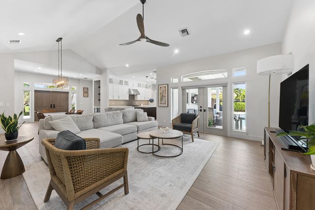 115 NE 16TH Court, Delray Beach, FL 33444