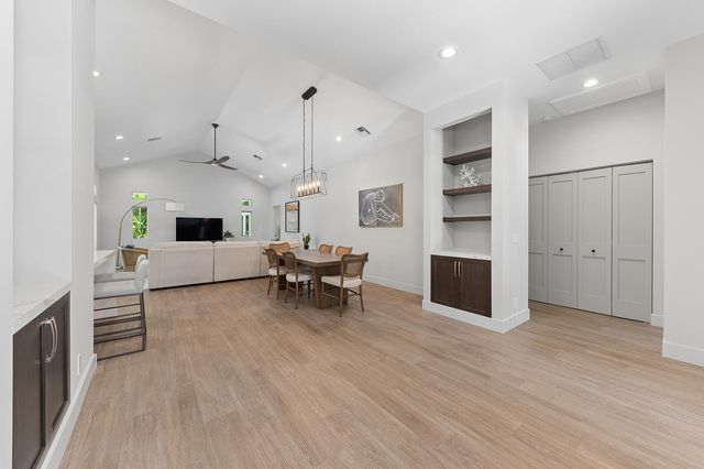 115 NE 16TH Court, Delray Beach, FL 33444