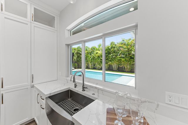 115 NE 16TH Court, Delray Beach, FL 33444
