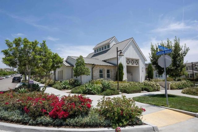 1077 Calle Pilares, Chula Vista, CA 91913