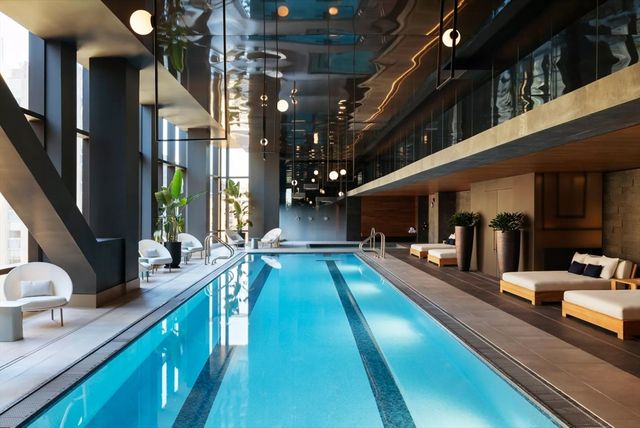 430 Stuart St 27D, Boston, MA 02116