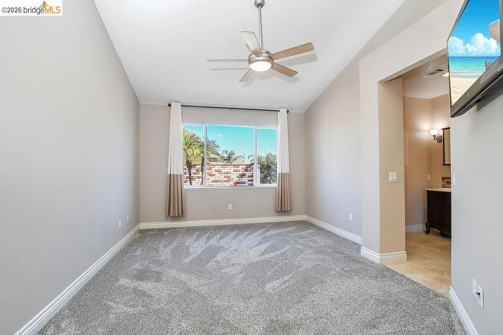 Image 18 of property listing at 4464 Cove Ln, Discovery Bay, CA 94505