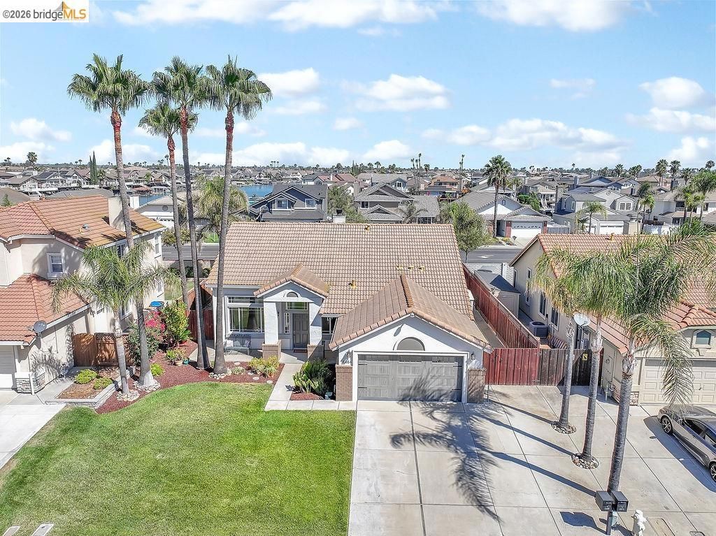 Image 2 of property listing at 4464 Cove Ln, Discovery Bay, CA 94505