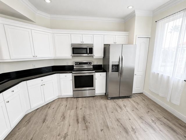 11023 Legacy Lane 301, Palm Beach Gardens, FL 33410