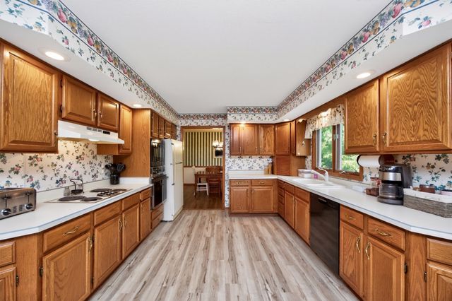3102 SW Court Avenue, Ankeny, IA 50023