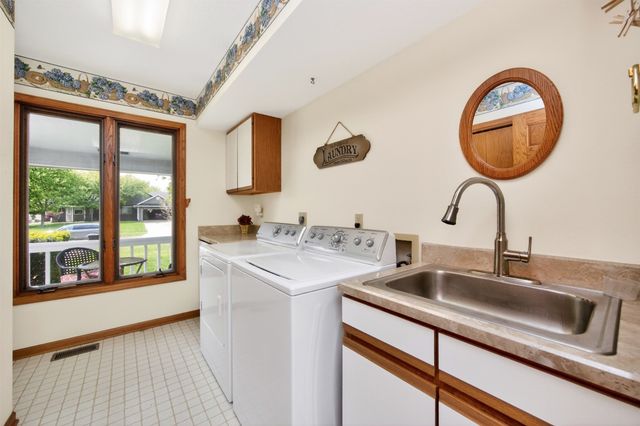 3102 SW Court Avenue, Ankeny, IA 50023