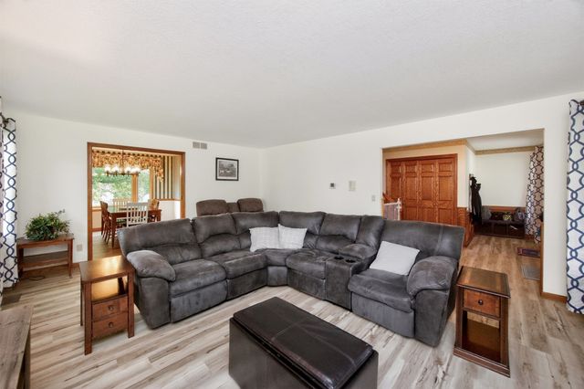 3102 SW Court Avenue, Ankeny, IA 50023
