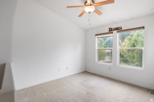 538 W LOCHLEVAN LN, Murray, UT 84123
