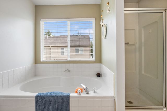 538 W LOCHLEVAN LN, Murray, UT 84123