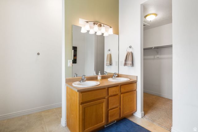 538 W LOCHLEVAN LN, Murray, UT 84123