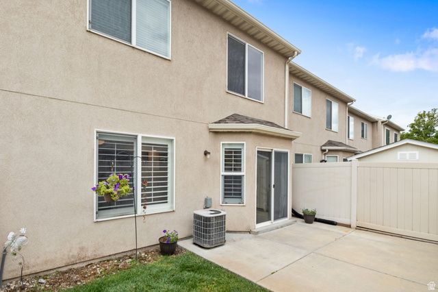 538 W LOCHLEVAN LN, Murray, UT 84123