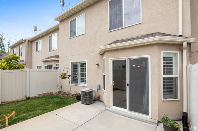 538 W LOCHLEVAN LN, Murray, UT 84123