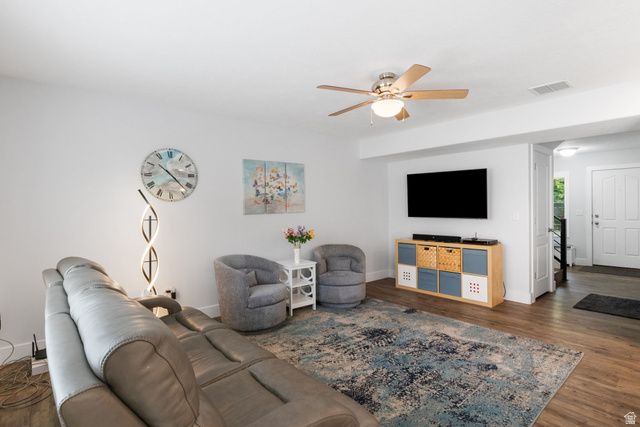 538 W LOCHLEVAN LN, Murray, UT 84123