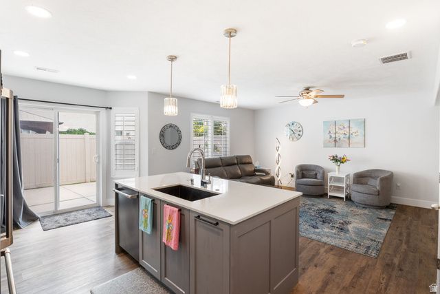 538 W LOCHLEVAN LN, Murray, UT 84123