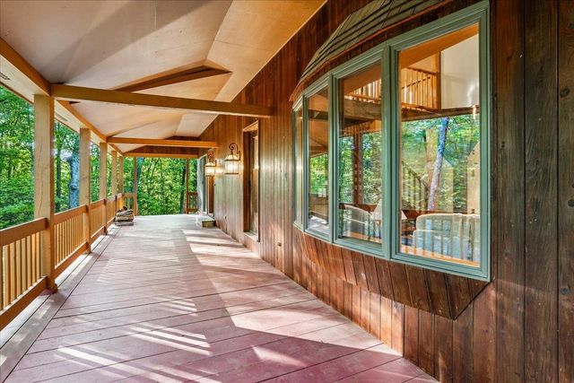7 Happy Hollow Lane, Kingston, NH 03848