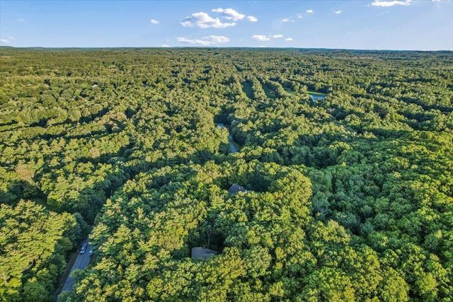 7 Happy Hollow Lane, Kingston, NH 03848