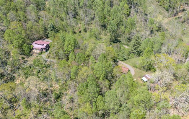 143 Gouge Cemetery Road, Bakersville, NC 28705