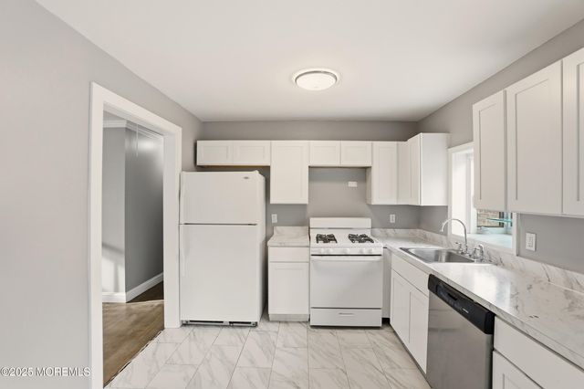 1184 Dell Street, Toms River, NJ 08755