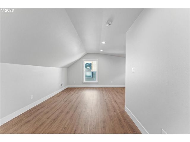 2505 N WINCHELL St, Portland, OR 97217