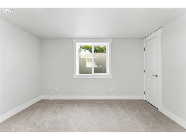 2505 N WINCHELL St, Portland, OR 97217
