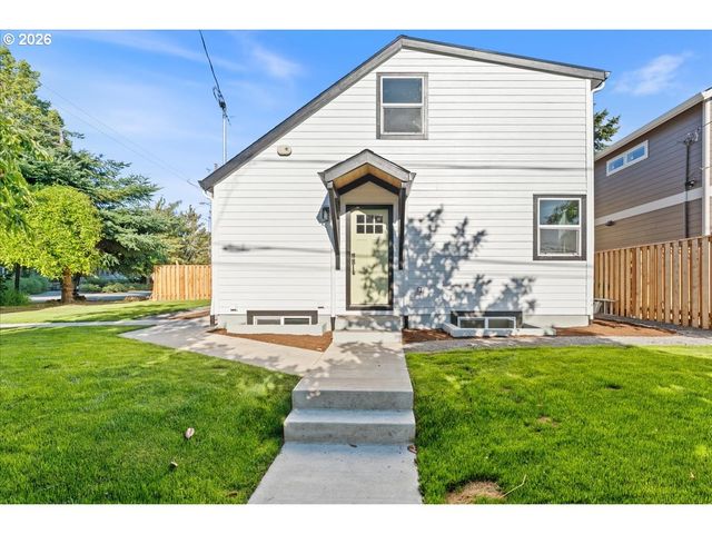 2505 N WINCHELL St, Portland, OR 97217