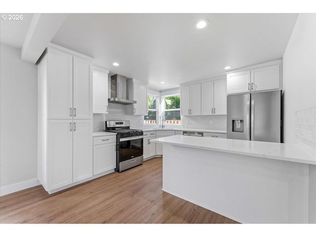 2505 N WINCHELL St, Portland, OR 97217