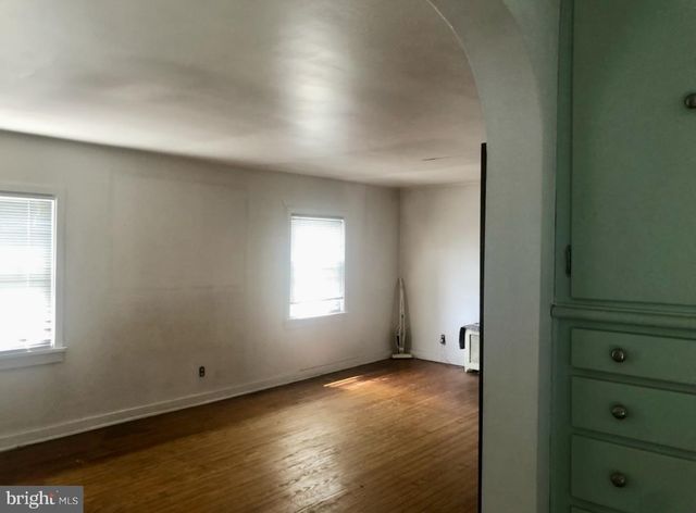317 FOX ST, Harrisburg, PA 17109
