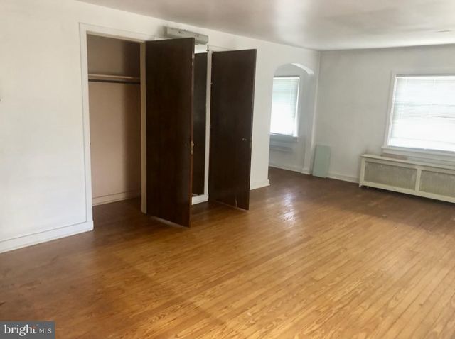 317 FOX ST, Harrisburg, PA 17109