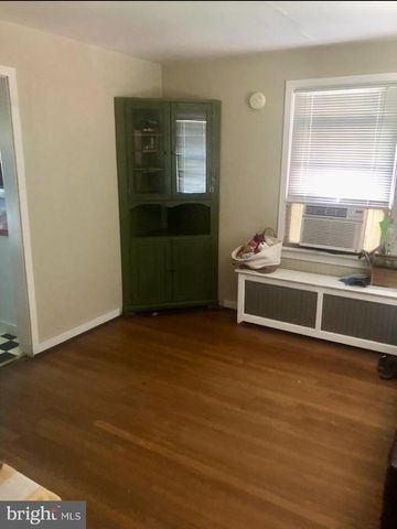 317 FOX ST, Harrisburg, PA 17109