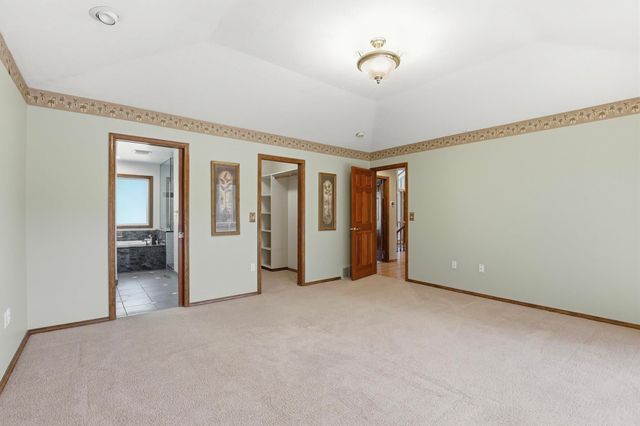 202 E Shore Rd, Nine Mile Falls, WA 99026