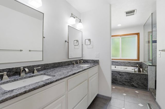 202 E Shore Rd, Nine Mile Falls, WA 99026