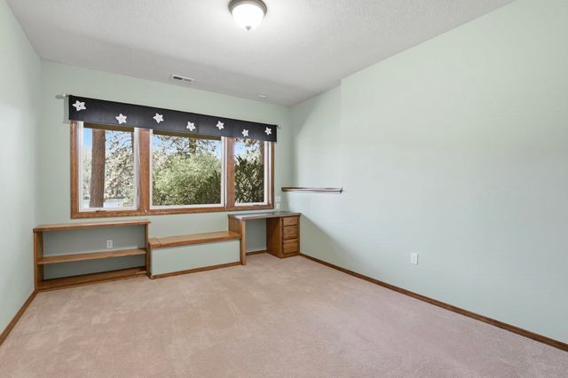 202 E Shore Rd, Nine Mile Falls, WA 99026