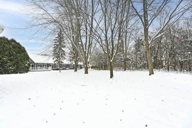 7713 W Terrace DRIVE, Franklin, WI 53132