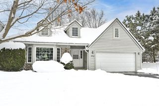 7713 W Terrace DRIVE, Franklin, WI 53132