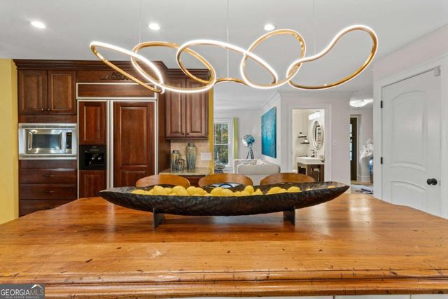 1532 Huntingdon Trail, Atlanta, GA 30350