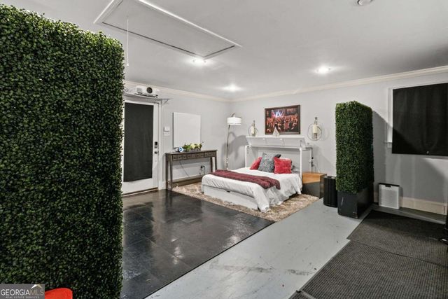 1532 Huntingdon Trail, Atlanta, GA 30350