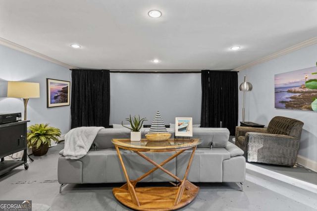 1532 Huntingdon Trail, Atlanta, GA 30350