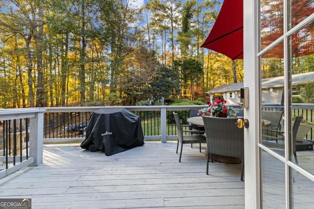 1532 Huntingdon Trail, Atlanta, GA 30350