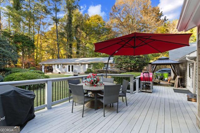 1532 Huntingdon Trail, Atlanta, GA 30350