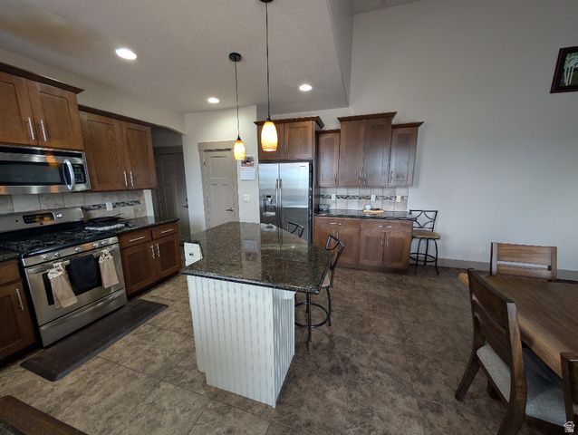 8775 S MILLRACE CIR, West Jordan, UT 84088