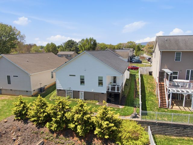 953 Bolejack BLVD, Roanoke, VA 24019
