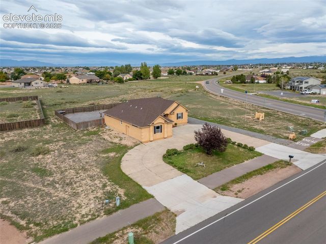 1105 S Nichols Road, Pueblo West, CO 81007