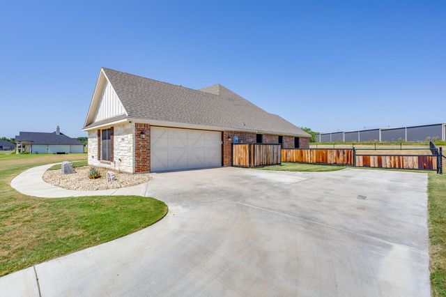 4017 Crick Court, Weatherford, TX 76087