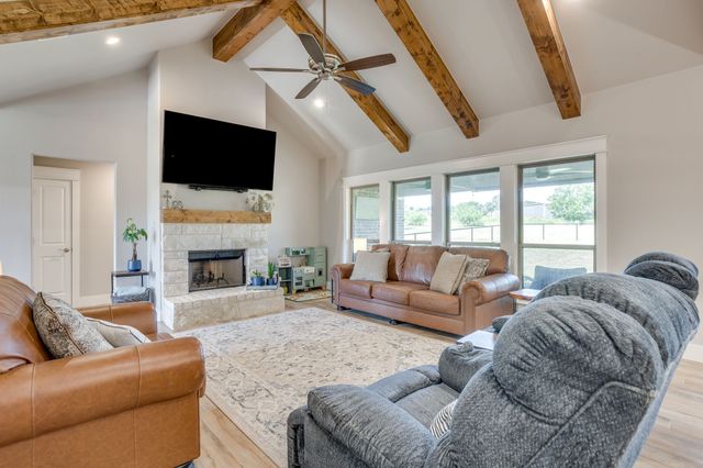 4017 Crick Court, Weatherford, TX 76087